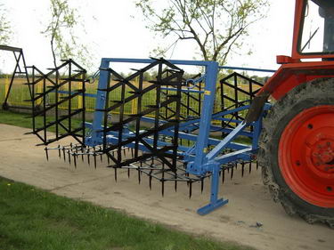 munkagep_fuggesztett_fogas_borona_13_jpg