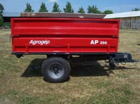 1-ap-250-mezrgazdasagi-billenrfelepitmenyes-potkocsi-th-4